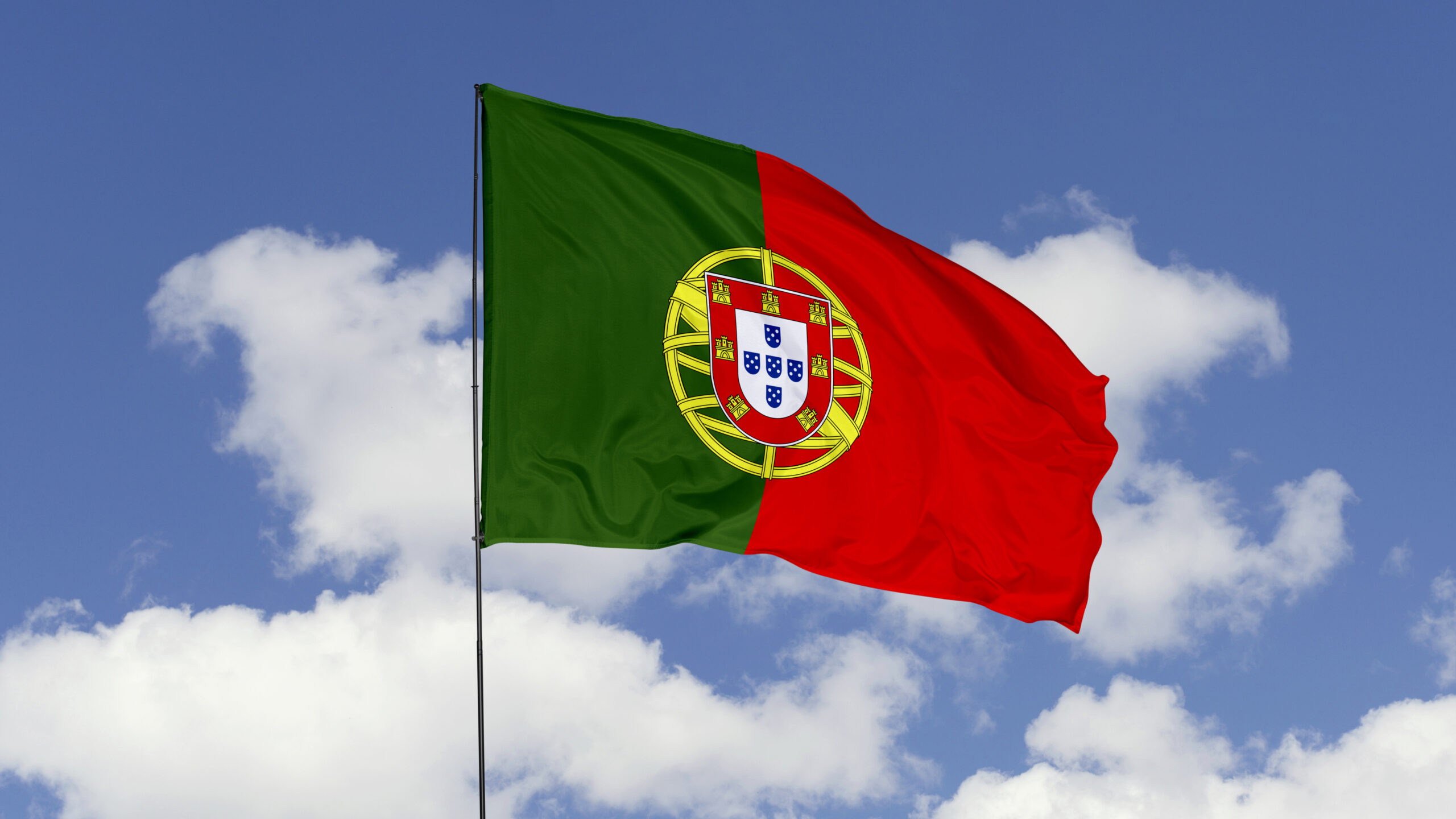 Portugal’s New 2023 Carbon Tax on Passenger Duty for Flights